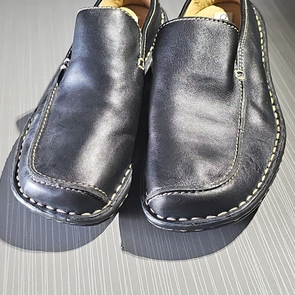 CHEROKEE Leather Upper Black Slip-On Moccasin‎ Driving Loafer Women’s 6 NWOT